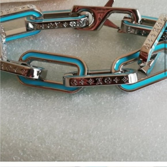 AUTHENTIC LOUIS VUITTON LVMONOGRAM LINKS STERLING & BLUE ENAMEL BRACELET 8 - Picture 5 of 15